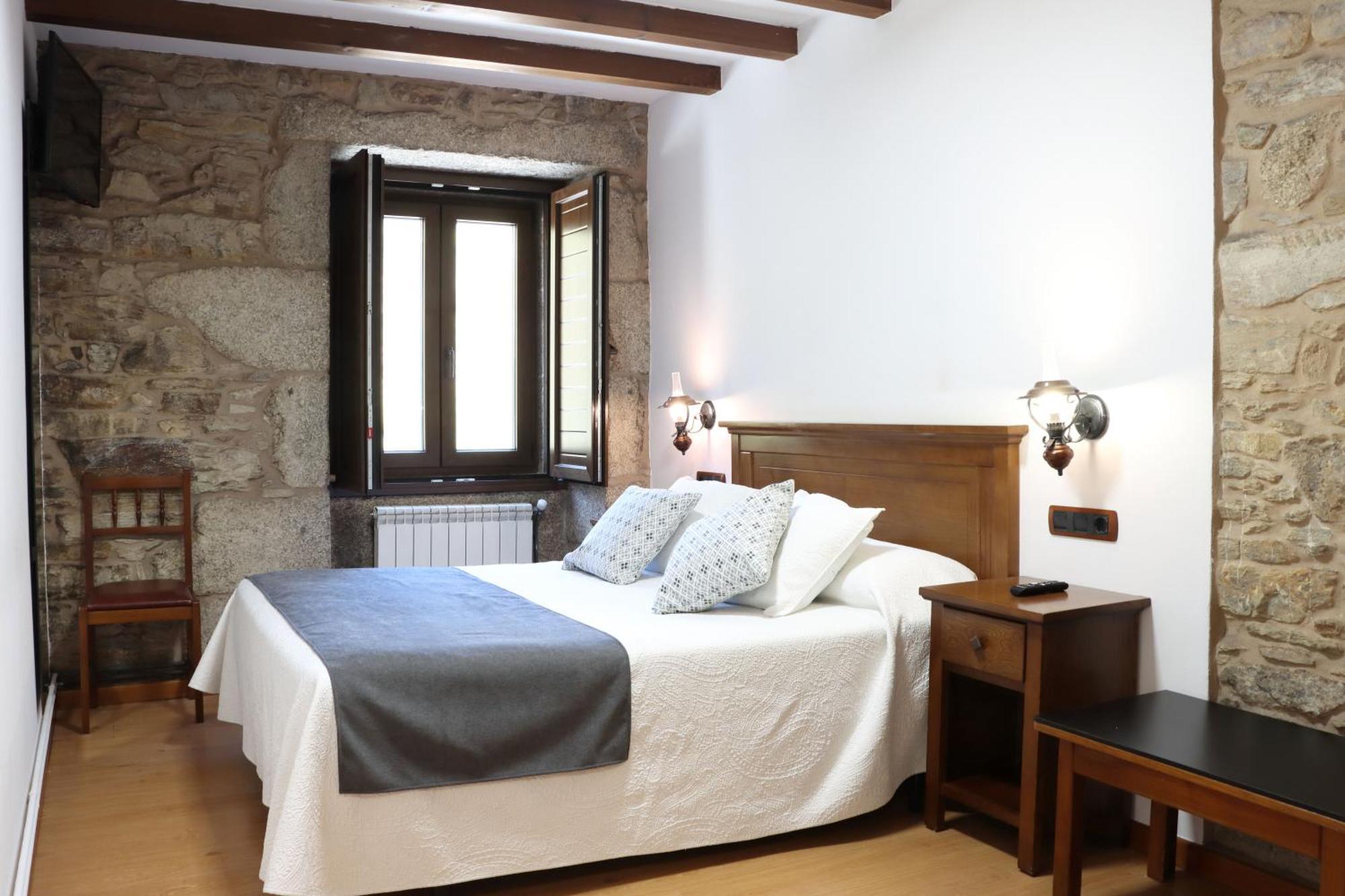 סנטיאגו דה קומפוסטלה Hotel Pazos Alba מראה חיצוני תמונה